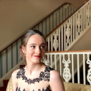 Meet your Posher, Anne-marie